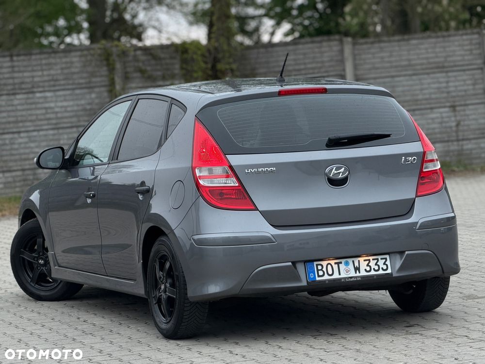 Hyundai i30 1.4 Comfort - 19
