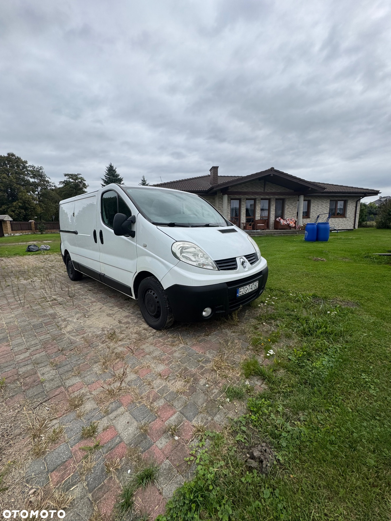 Renault Trafic - 10