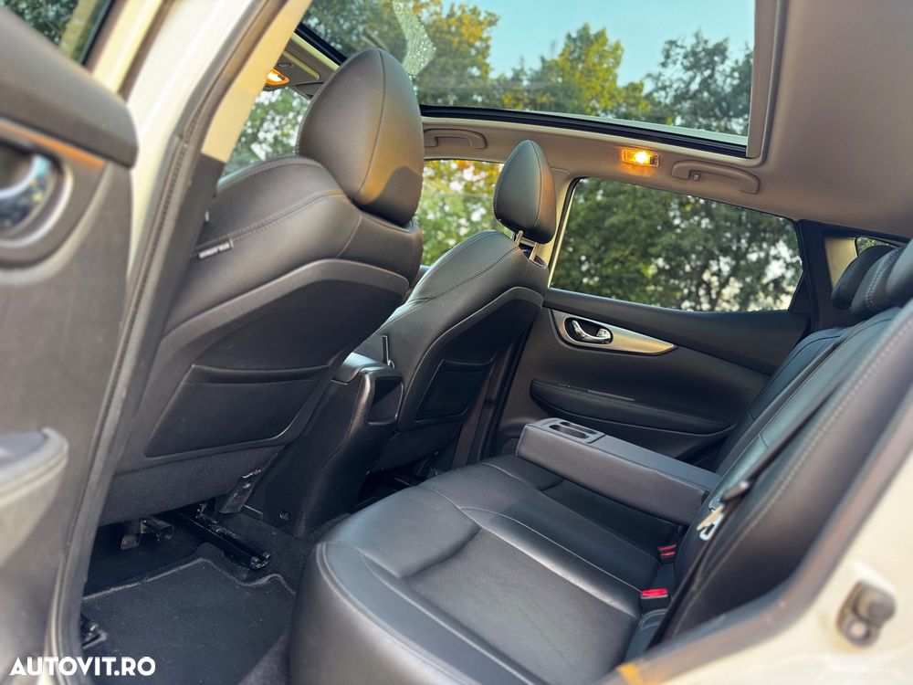 Nissan Qashqai 1.6 DCI TEKNA - 11