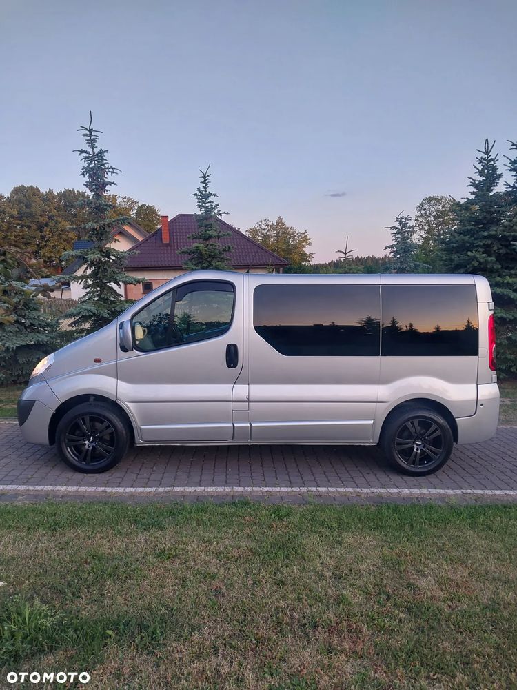 Opel Vivaro L2H1 2.9t MTA - 17