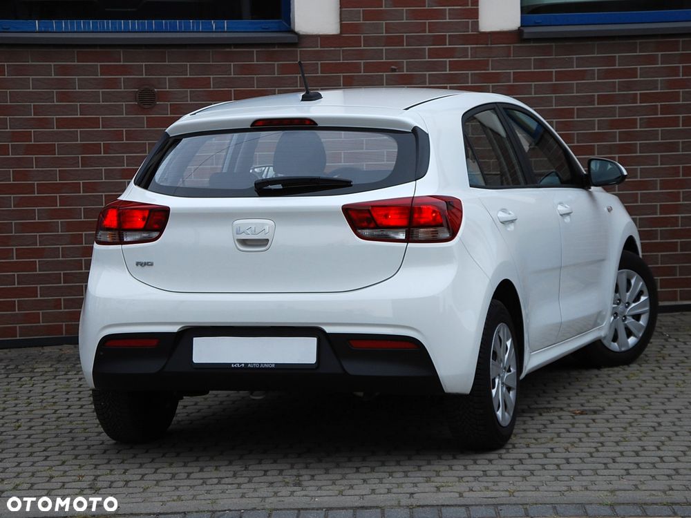 Kia Rio 1.2 M - 20