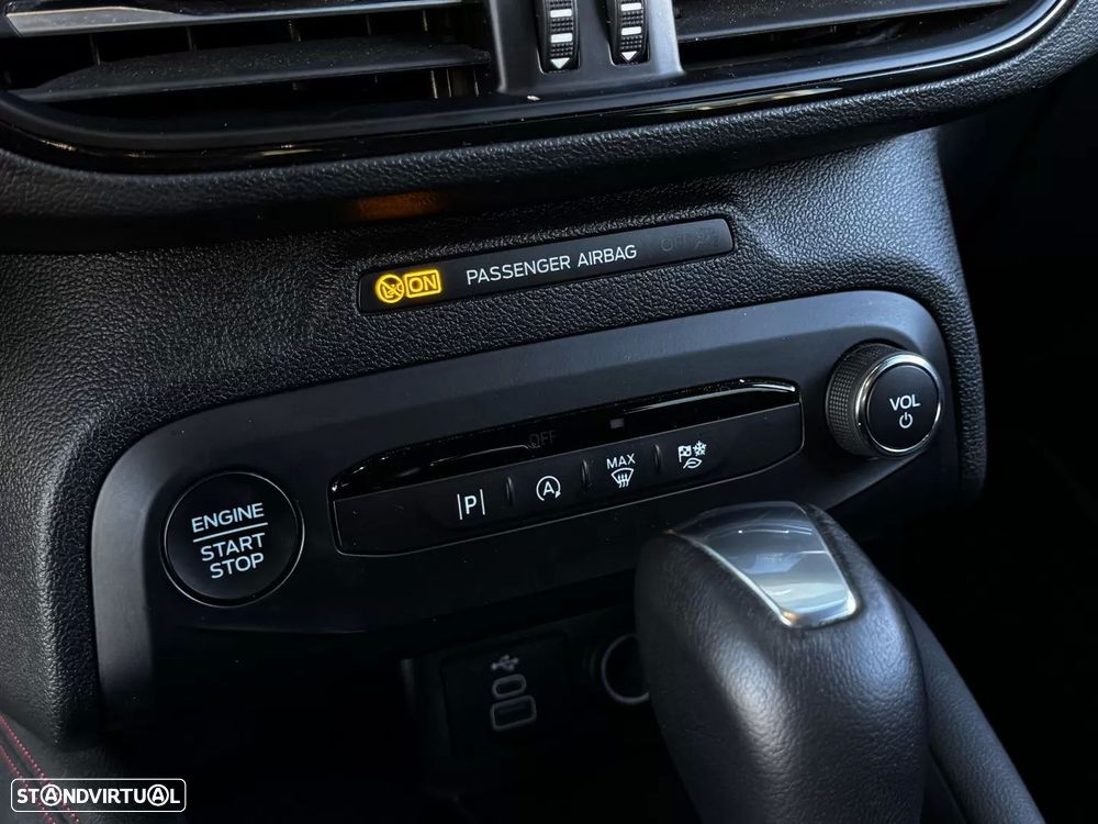 Ford Focus 1.0 EcoBoost MHEV ST-Line X Aut. - 27