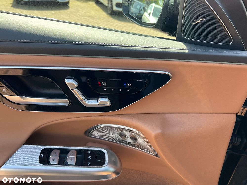 Mercedes-Benz Klasa E 220 d 4-Matic AMG - 25
