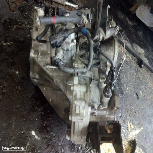 CAIXA VELOCIDADES KIA RIO II 2008 - 3