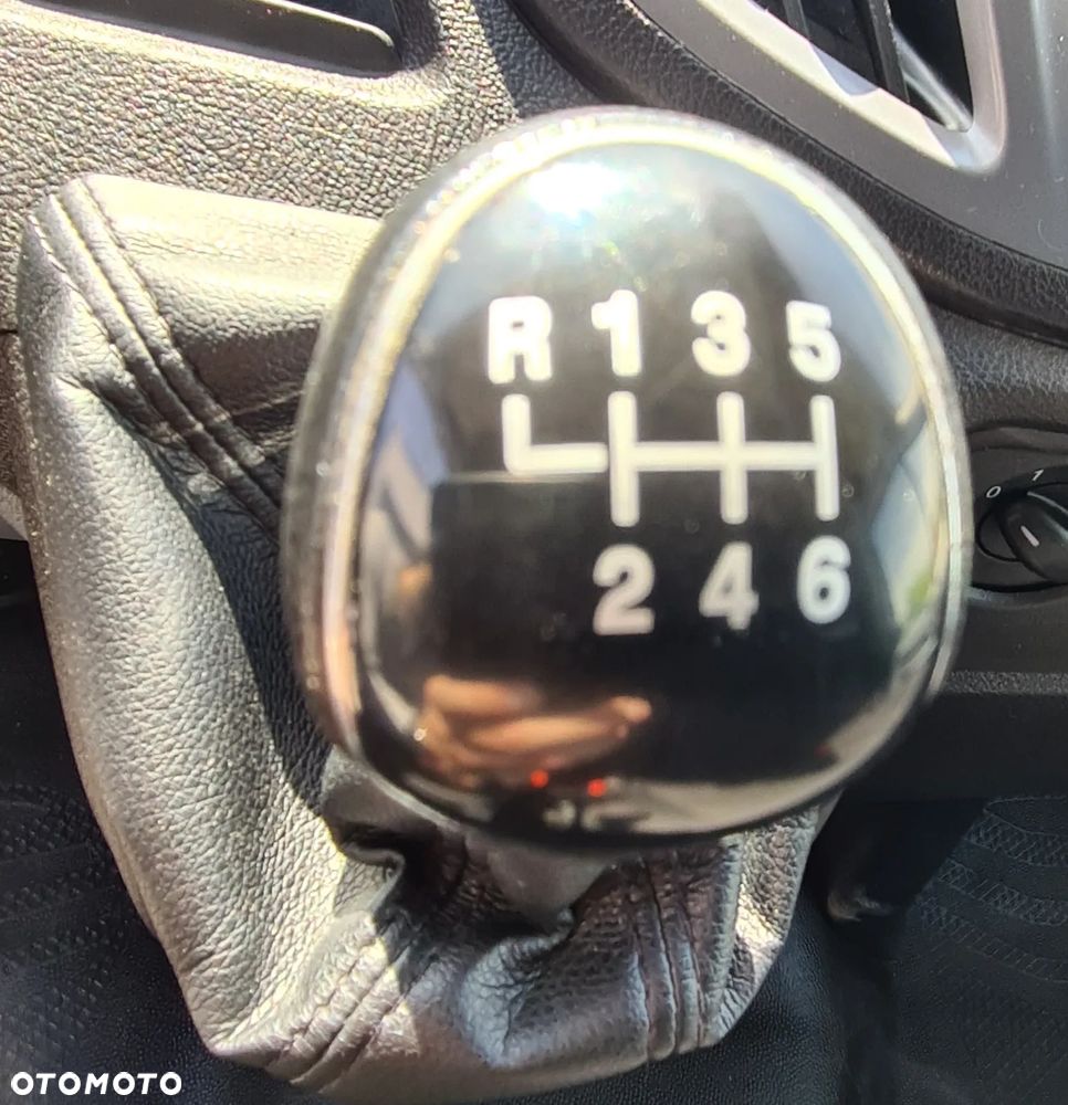 Ford TRANSIT JUMBO BRYGADÓWKA 7 OSÓB KAMERA CZUJNIKI PRZÓD/TYŁ TEMPOMAT NR.28 - 25