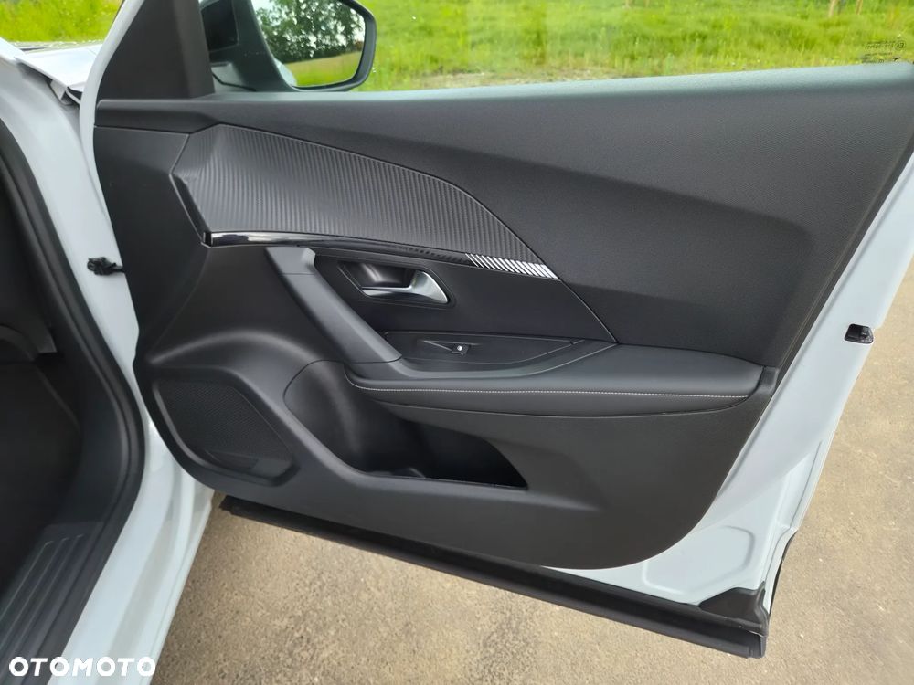 Peugeot 2008 1.2 PureTech Allure Pack S&S EAT8 - 33