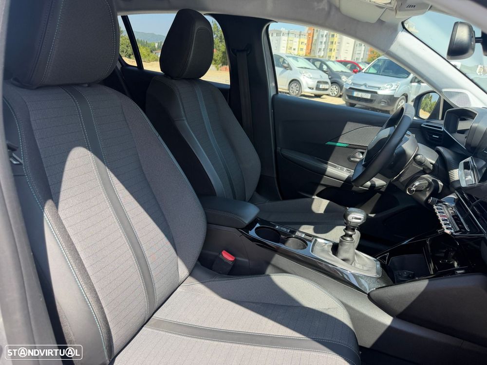 Peugeot 208 1.2 PureTech Allure - 12