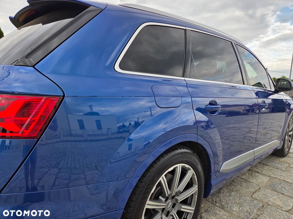 Audi Q7 - 12