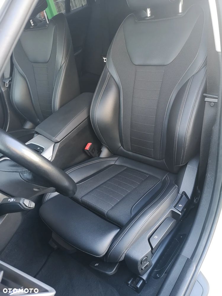 BMW Seria 3 320d xDrive - 26