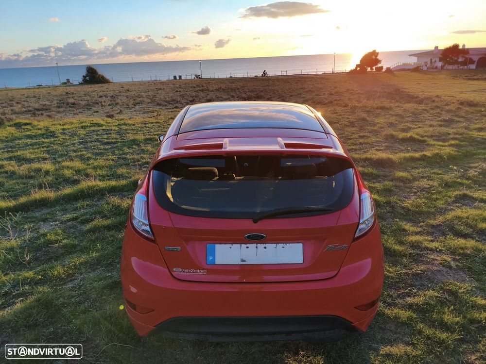 Ford Fiesta 1.0 EcoBoost S&S ST-LINE - 6