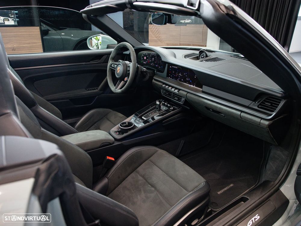 Porsche 911 (992) Carrera GTS - 52