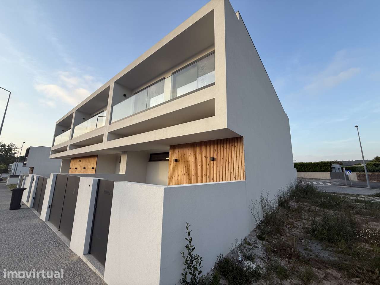 Moradia Nova em fase final de construção T3 nova na Maia - Grande imagem: 2/11