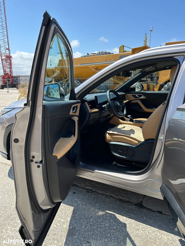 MG HS 1.5 T-GDi PHEV Exclusive - 8