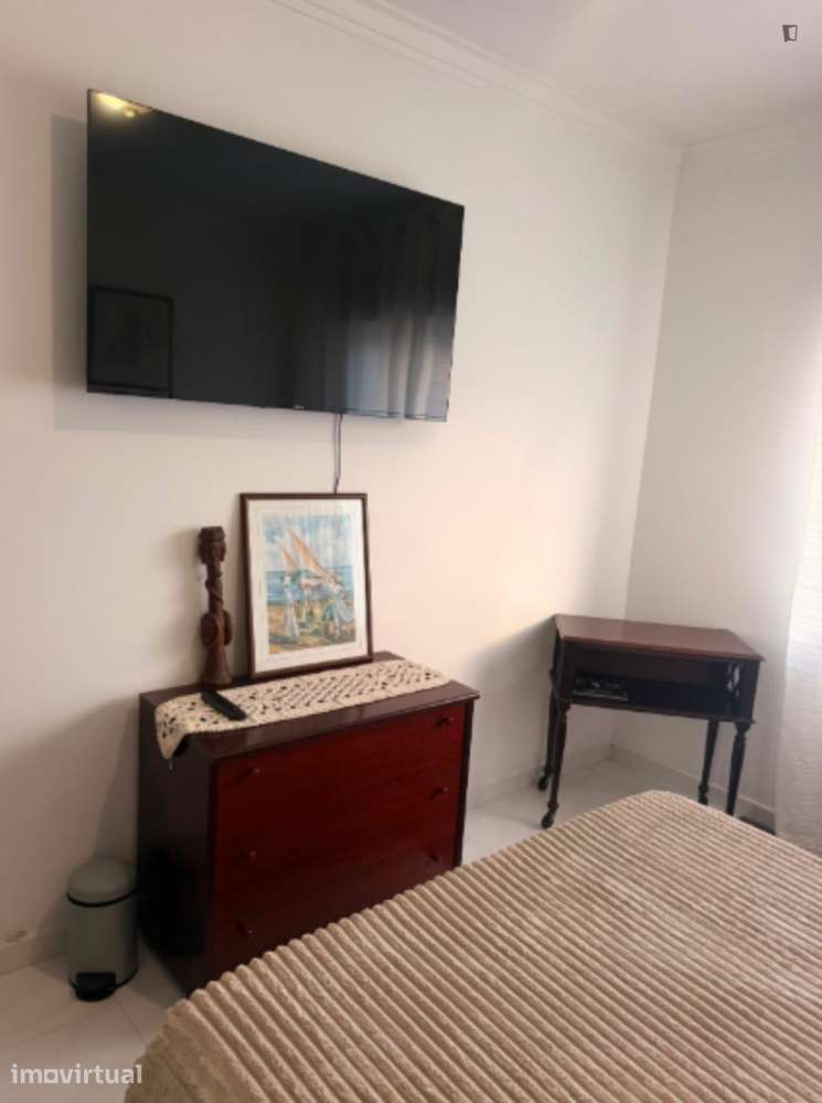 Quarto - localizado em Setubal - Grande imagem: 4/7