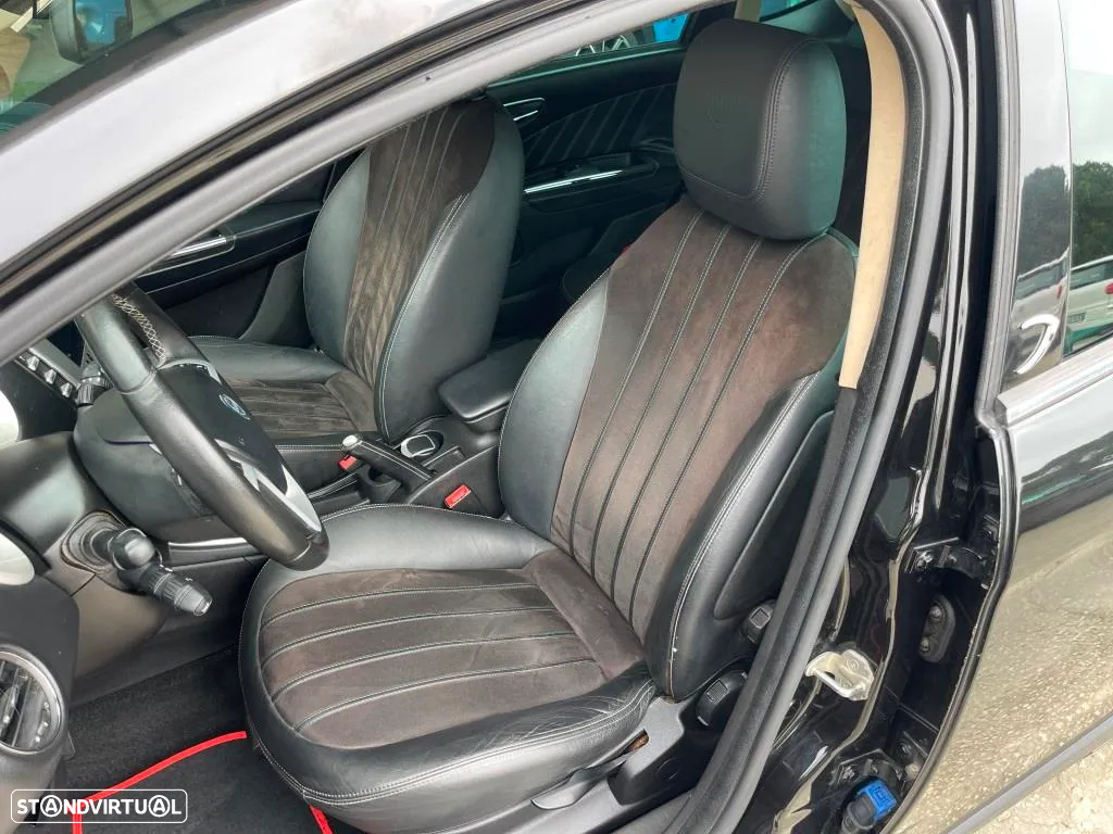 Lancia Delta 1.6 M-Jet Platino - 22