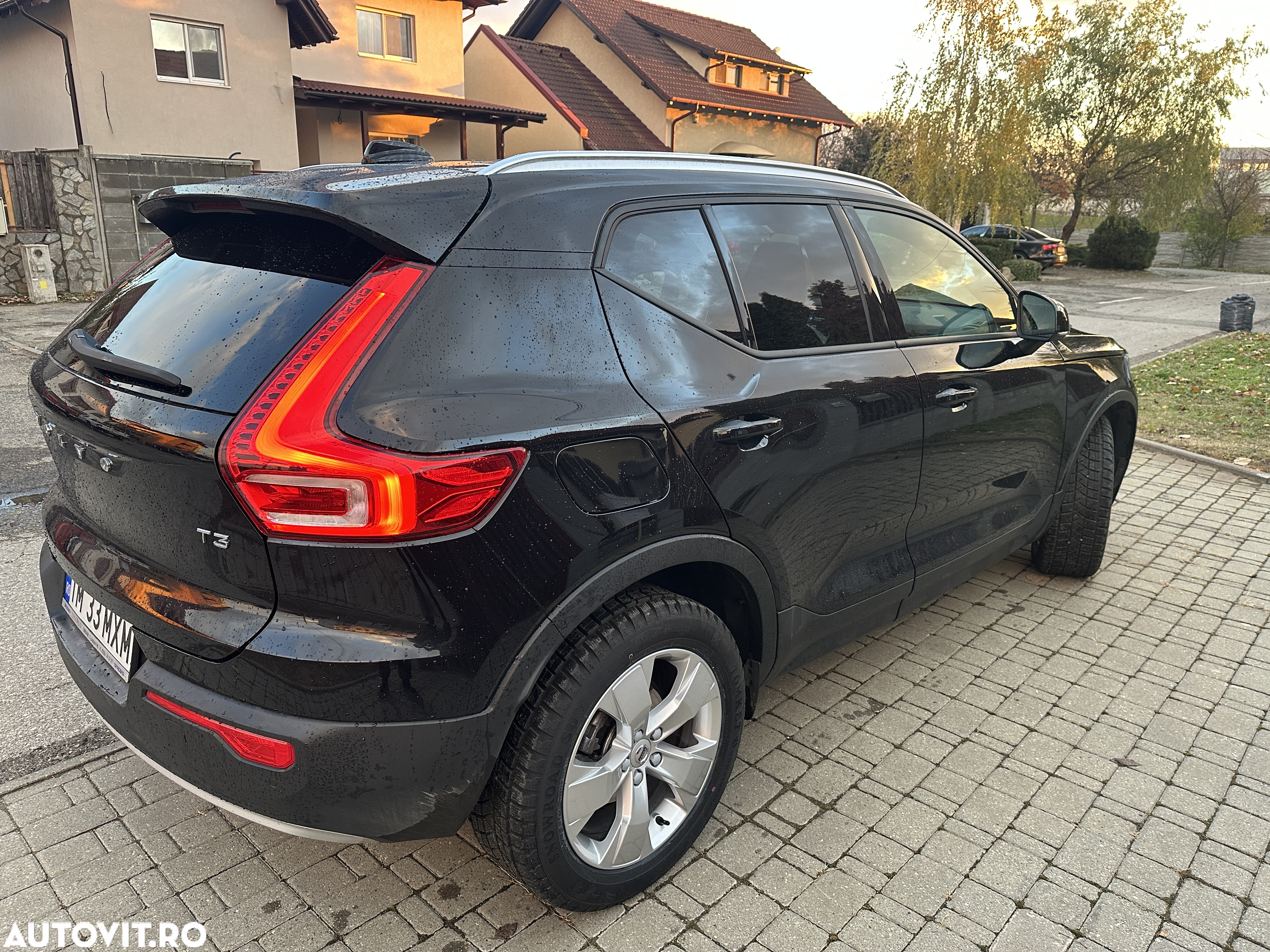 Volvo XC 40 T3 AT8 Momentum Pro - 12