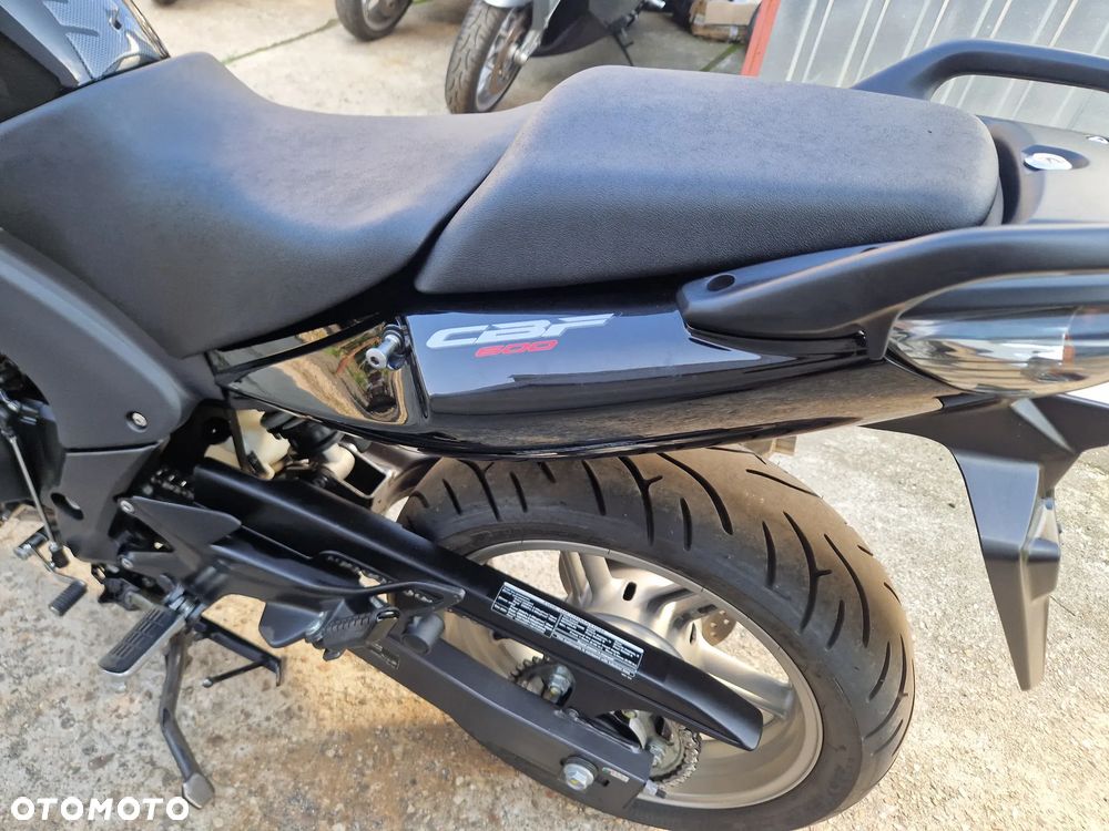 Honda CBF - 30