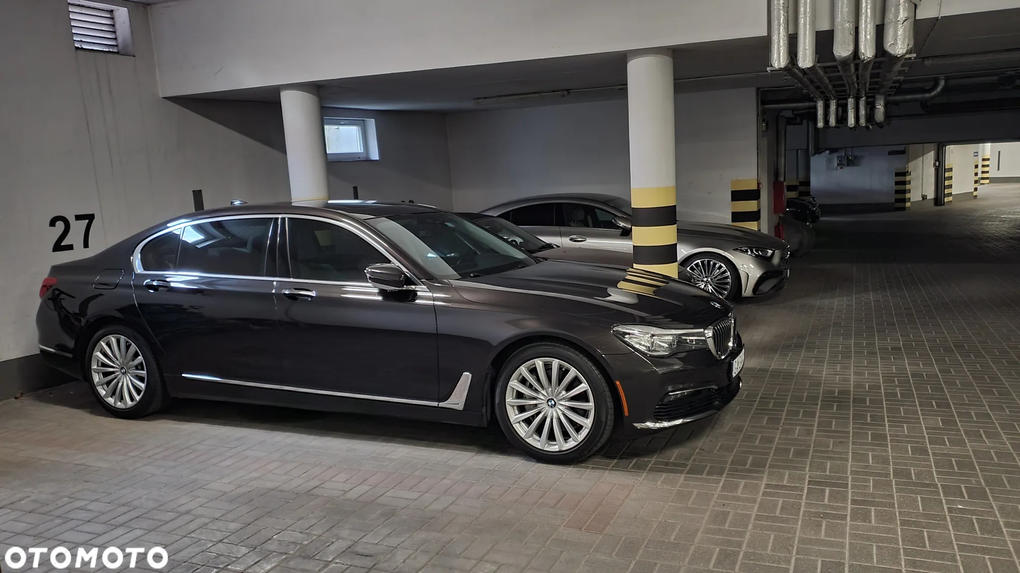BMW Seria 7 740Li - 25