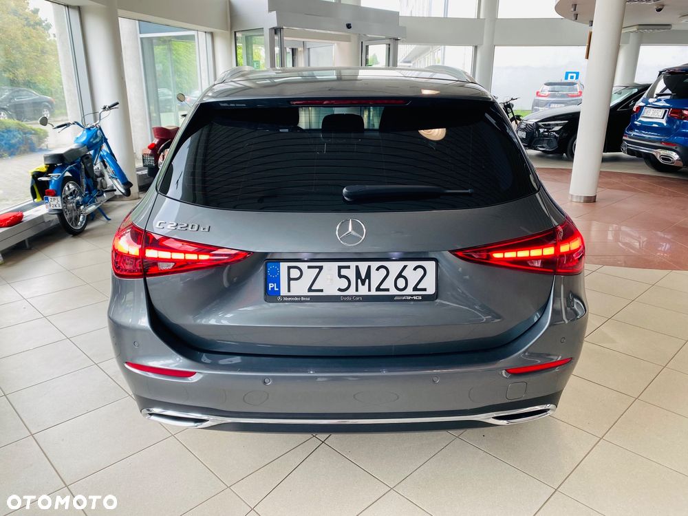Mercedes-Benz Klasa C 220 d mHEV - 8