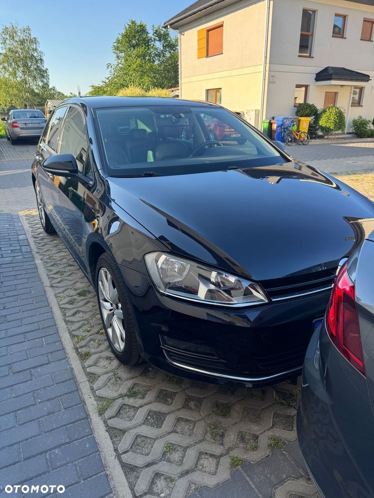 Volkswagen Golf 1.2 TSI Trendline DSG - 1