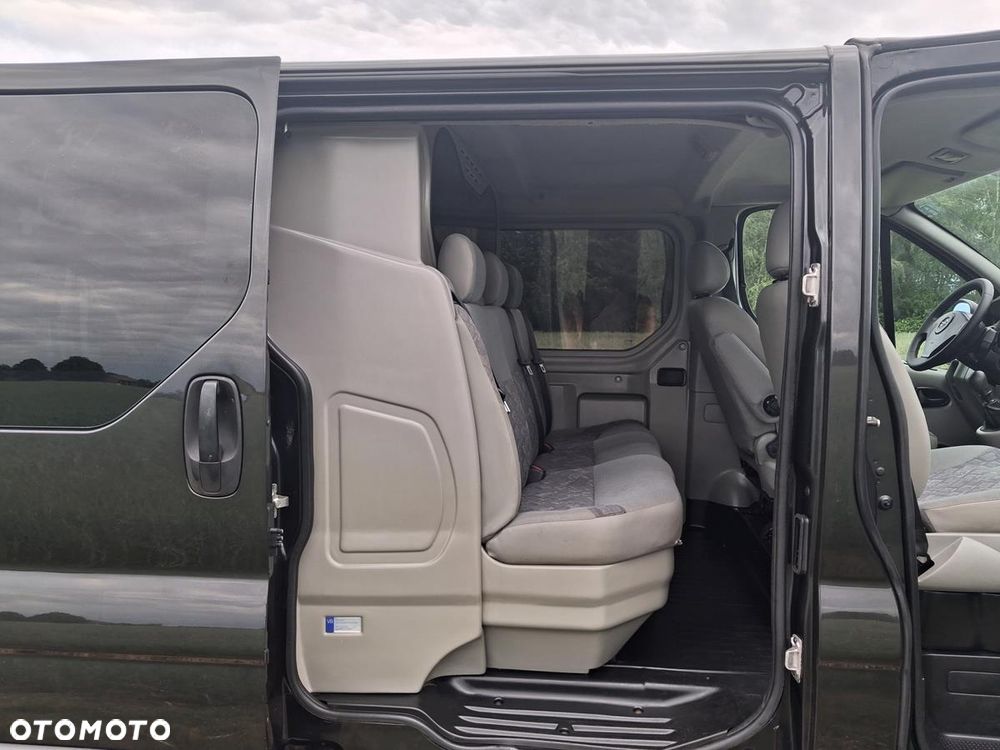 Opel Vivaro - 26