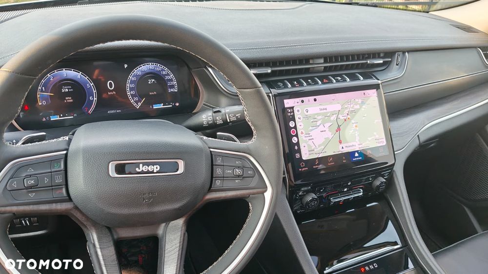 Jeep Grand Cherokee - 13
