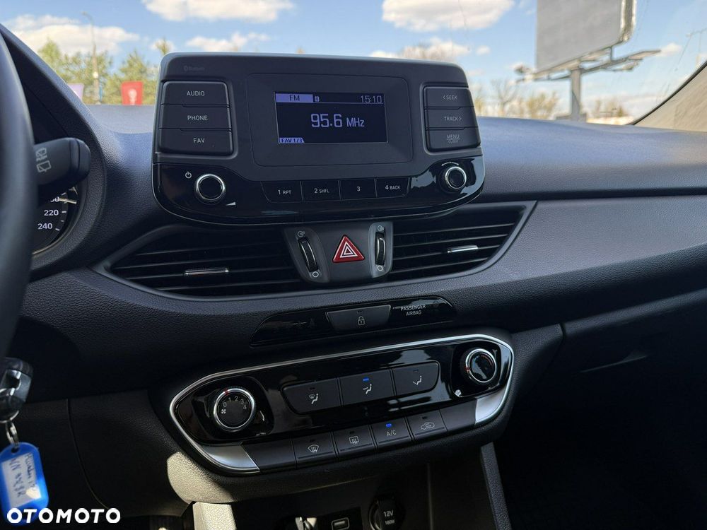 Hyundai i30 1.0 T-GDI Classic + - 12