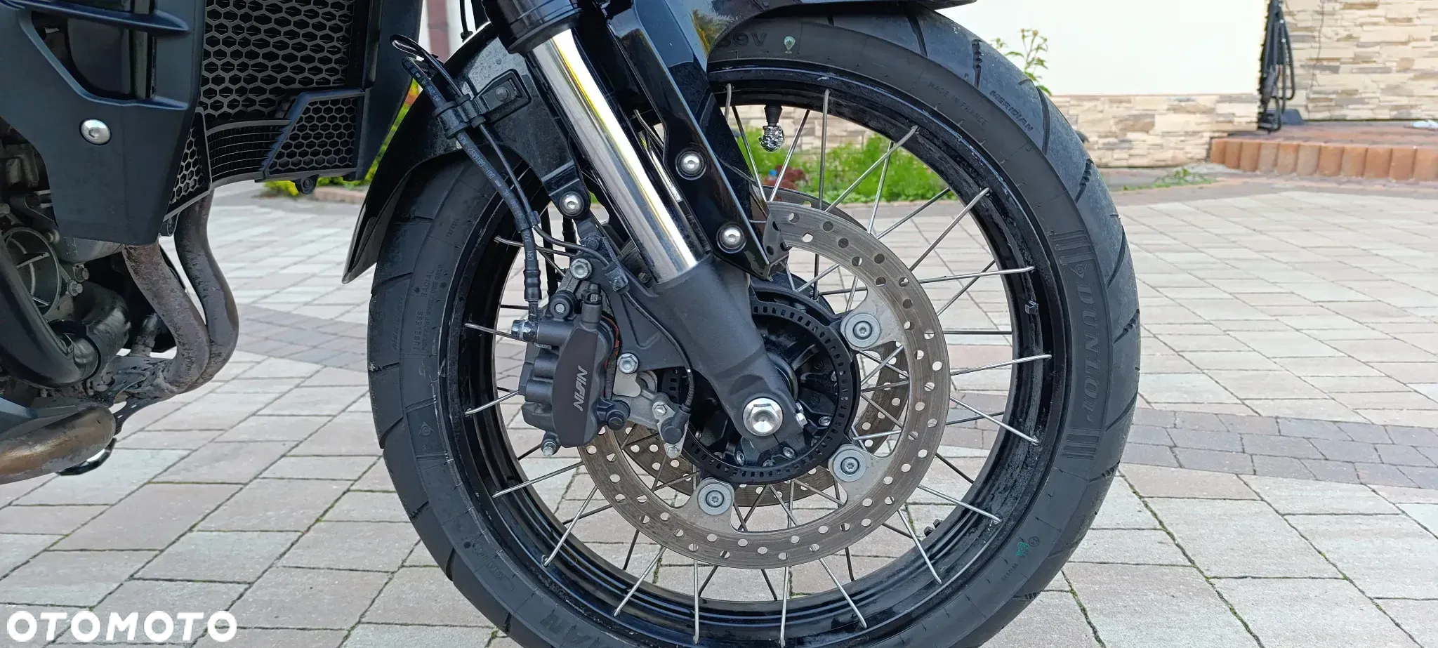 Honda VFR - 28