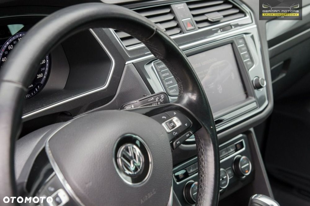 Volkswagen Tiguan - 22