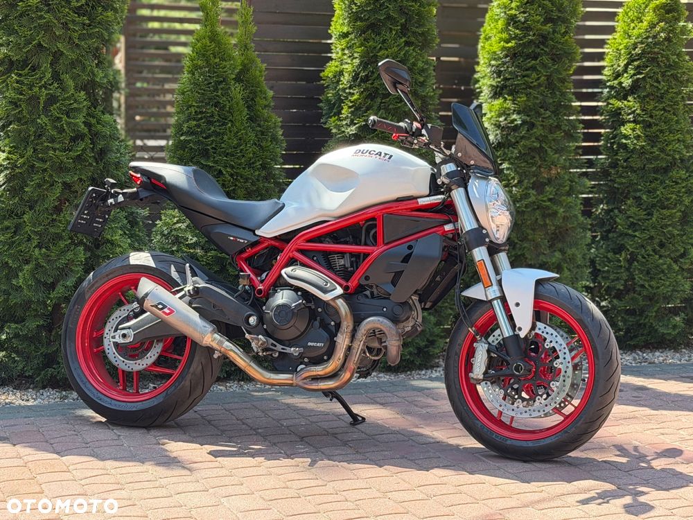 Ducati Monster - 2