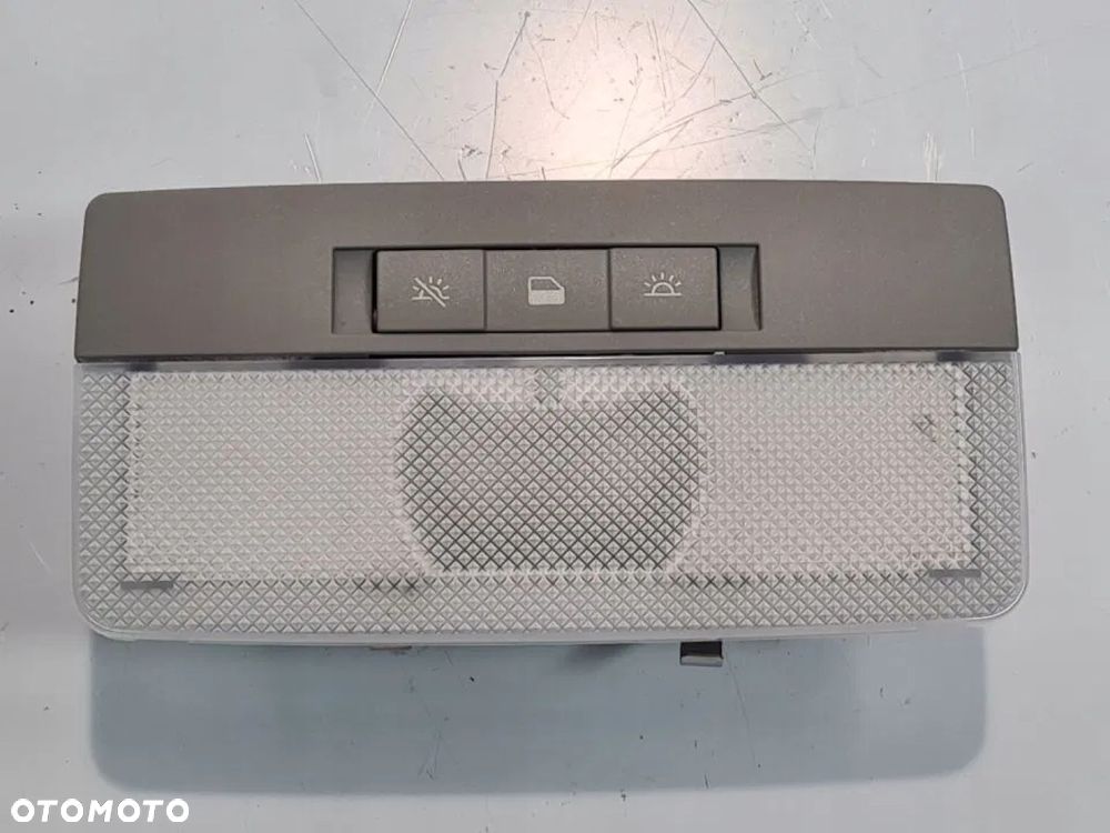 LAMPKA OŚWIETLENIE KABIN PODSUFITKI CHEVROLE CRUZE - 1