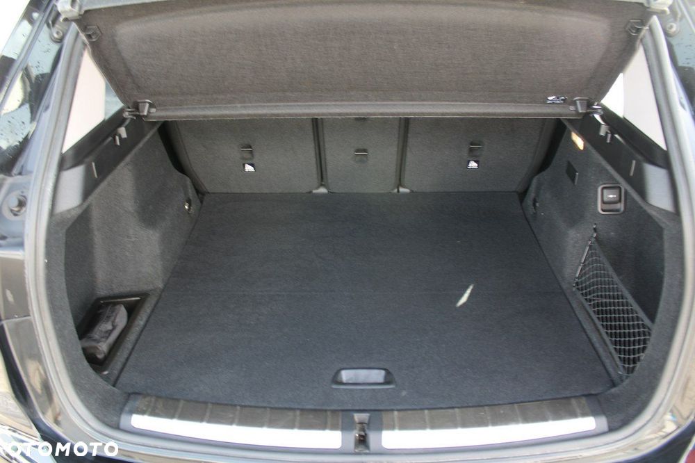 BMW X1 - 15