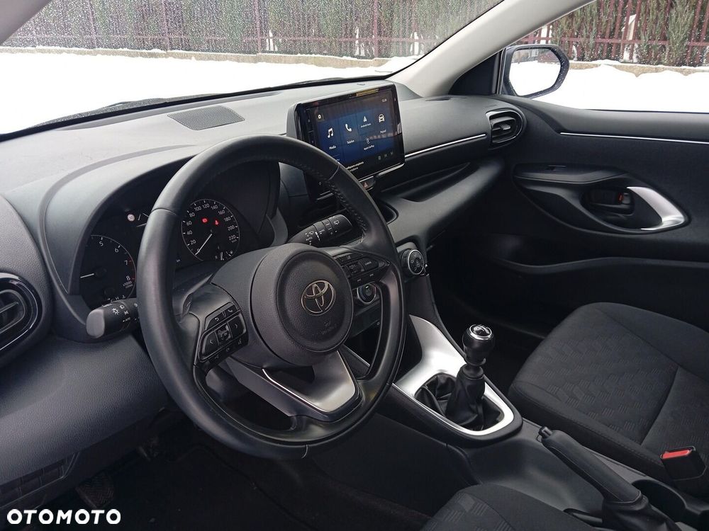 Toyota Yaris 1.5 Comfort - 11