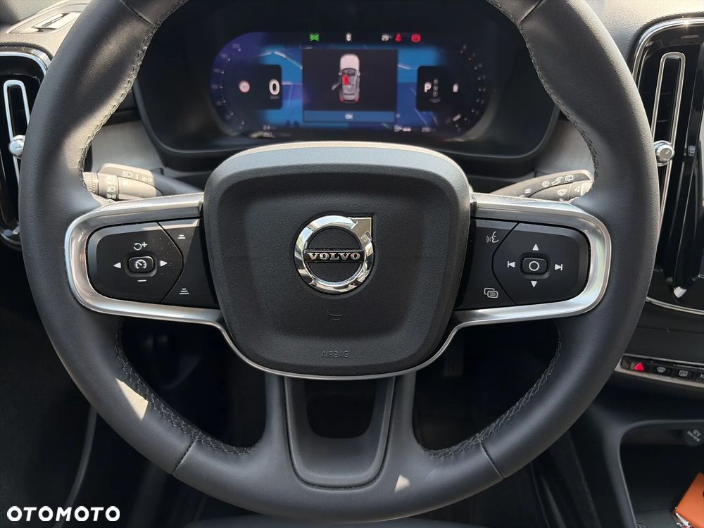 Volvo XC 40 B3 Core - 17