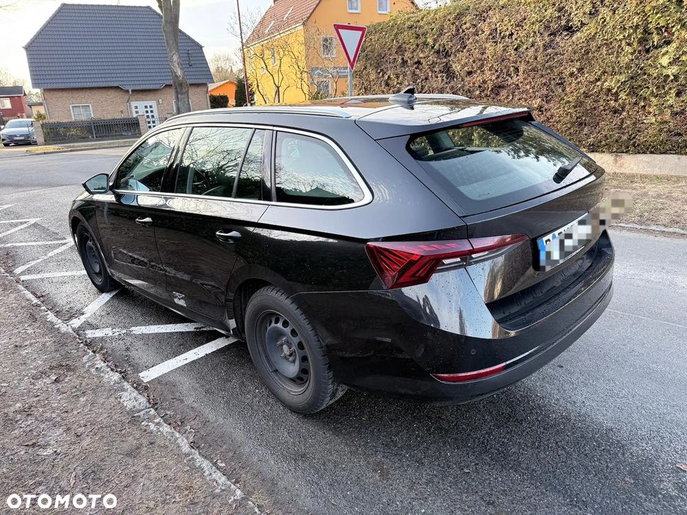 Skoda Octavia 2.0 TDI DSG Edition - 7