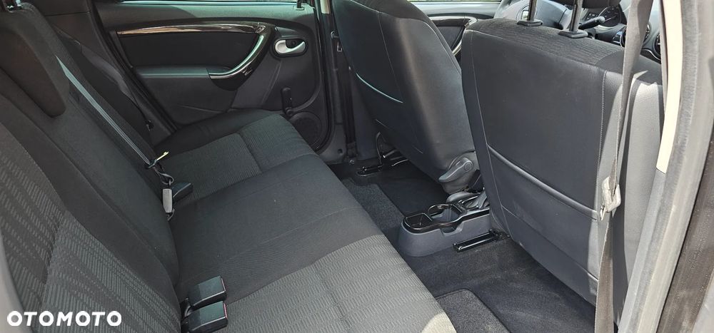 Dacia Duster 1.6 16V 4x2 - 9