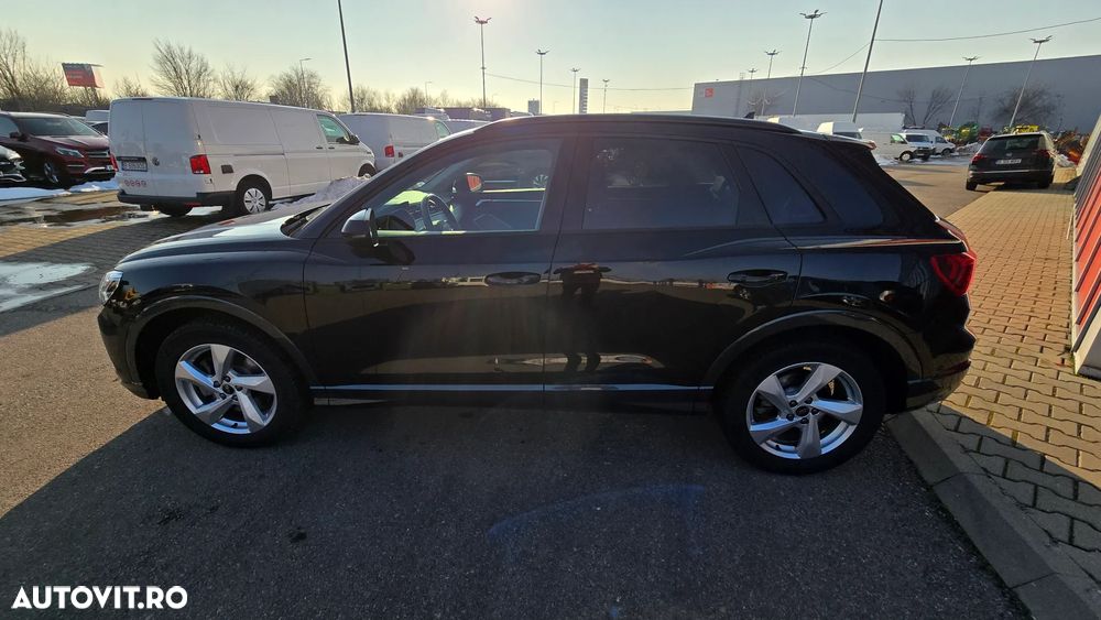 Audi Q3 2.0 40 TFSI S tronic quattro Advanced - 4