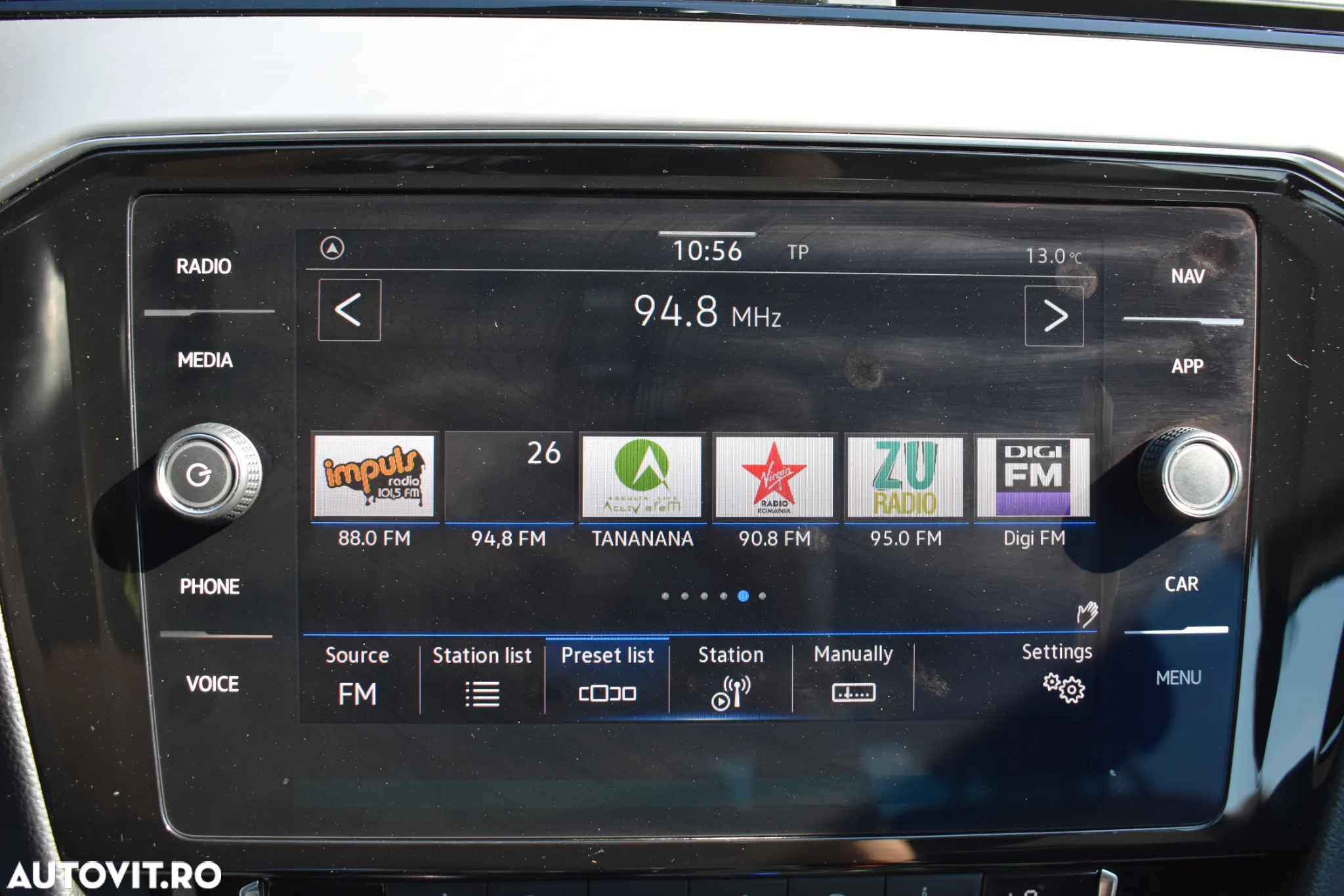 Volkswagen Passat 2.0 TDI DSG Highline - 24