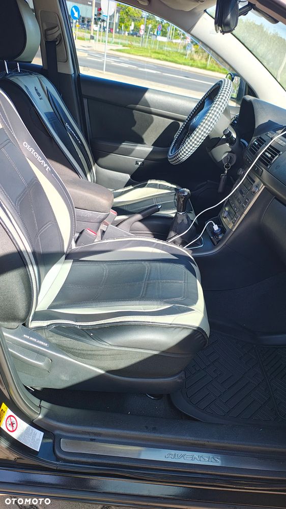 Toyota Avensis 1.8 VVT-i Sol - 8