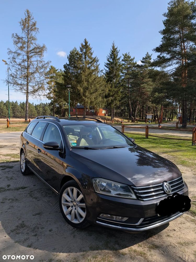 Volkswagen Passat 2.0 TDI DPF BlueMotion Technology Comfortline - 1