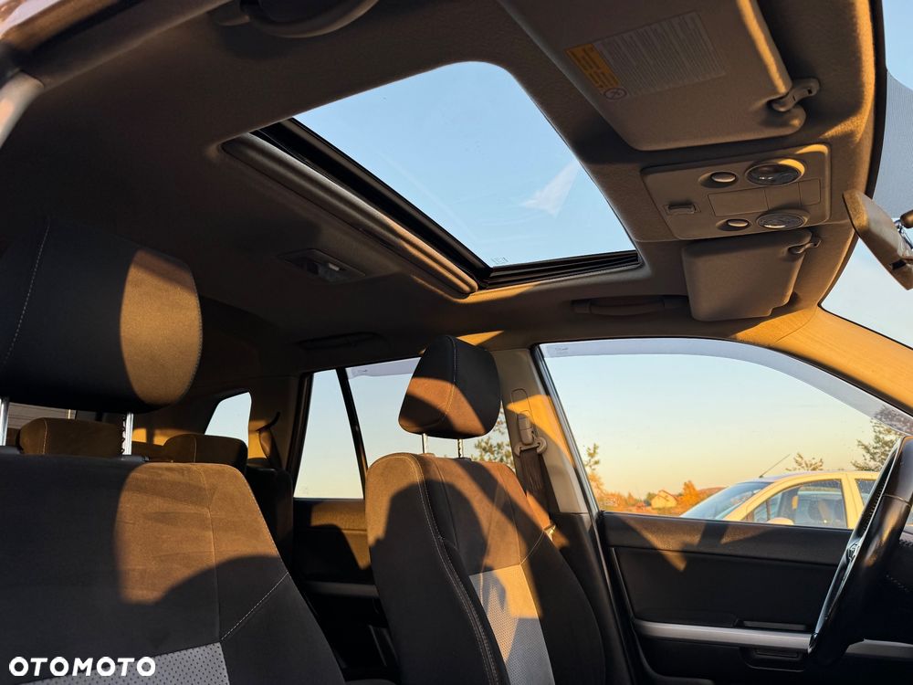 Suzuki Grand Vitara 1.9 DDiS Premium - 23