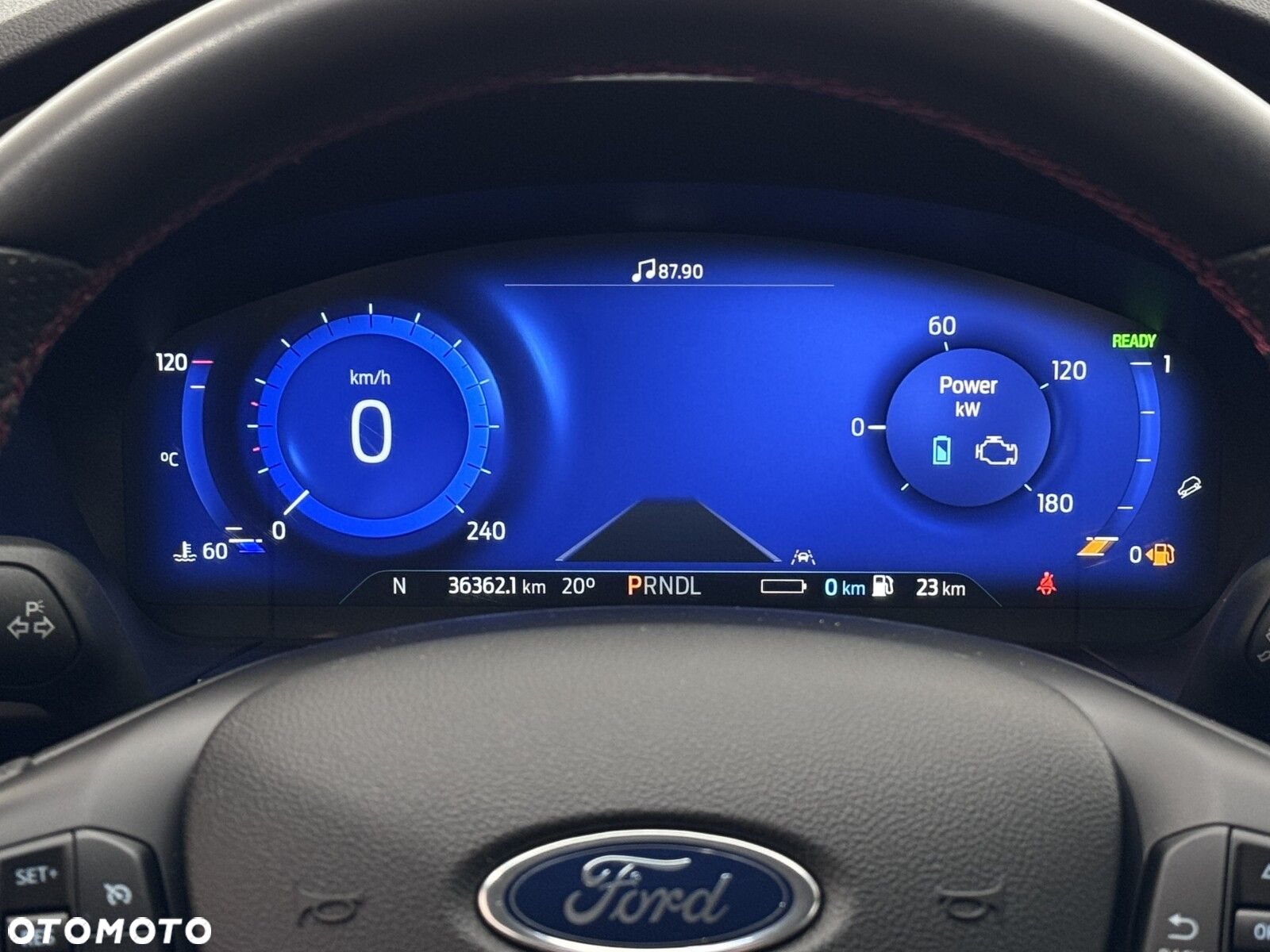 Ford Kuga - 16