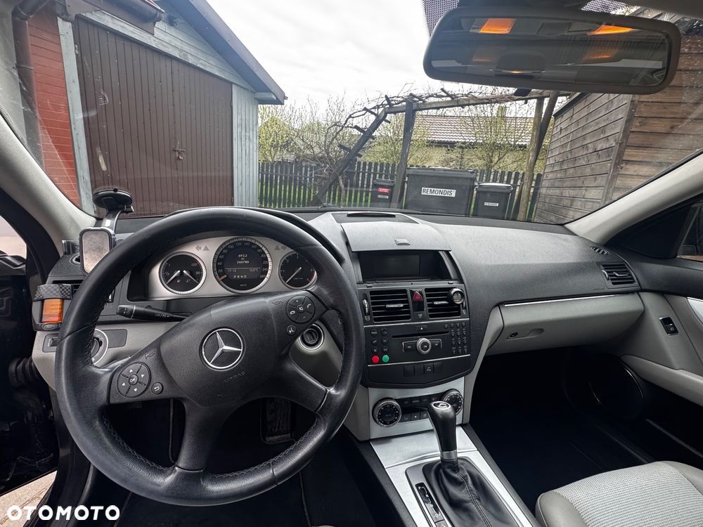 Mercedes-Benz Klasa C 220 CDI DPF Automatik Avantgarde - 6