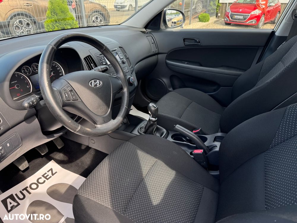 Hyundai i30 1.4 Classic - 10