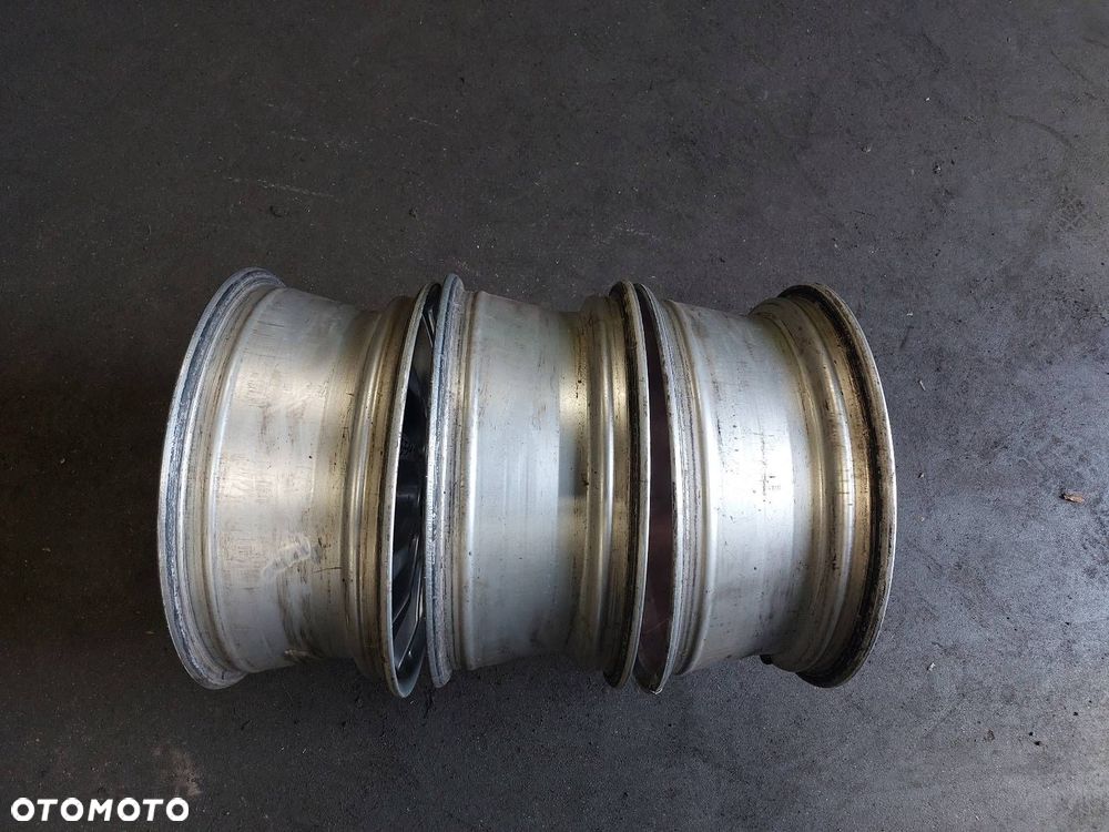 FELGA ALUMINIOWA VOLVO V40 I 6.5JX16X44 4X114,3 FI 67.1 - 8