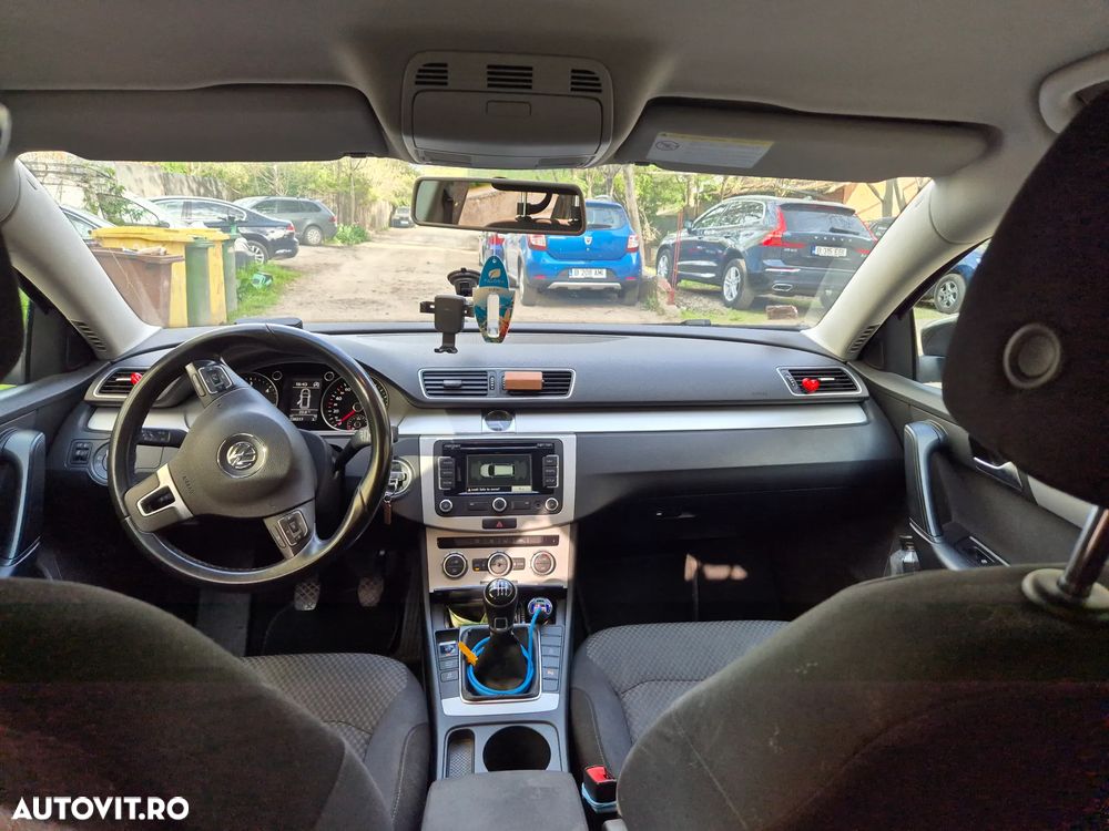 Volkswagen Passat Variant 1.6 TDI BlueMotion Technology Comfortline - 4