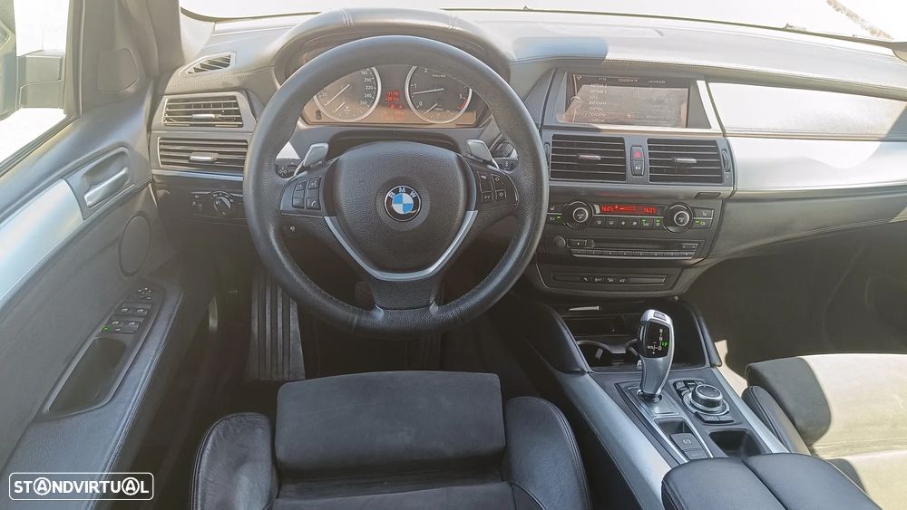 BMW X6 40 d xDrive - 28