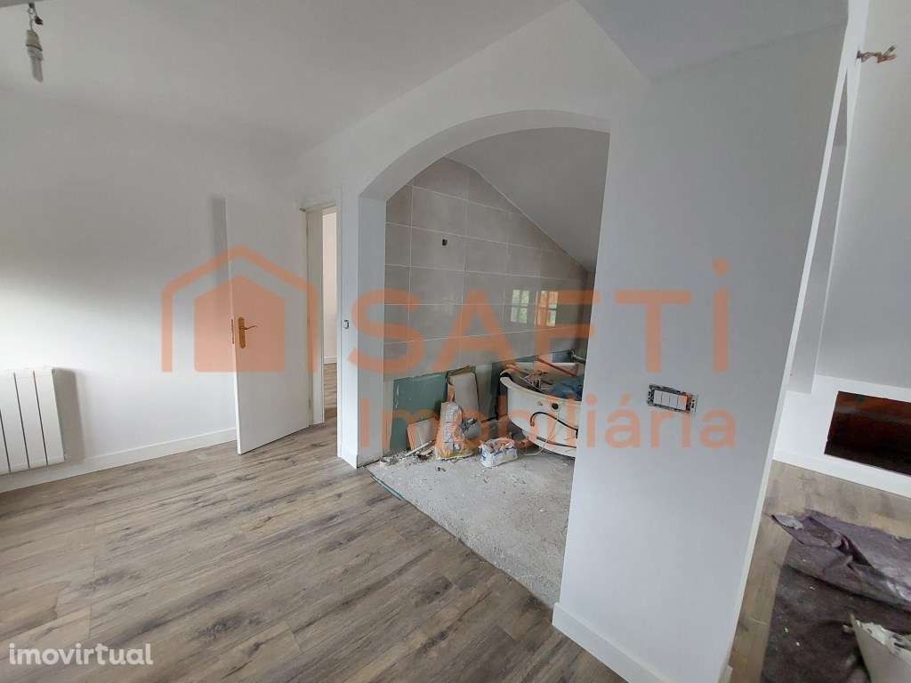 MORADIA T3 - Grande imagem: 3/27