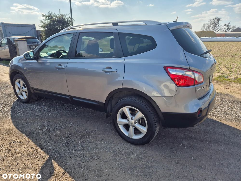 Nissan Qashqai+2 2.0 dCi 4x4 Tekna Premium - 4