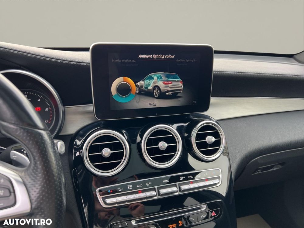 Mercedes-Benz GLC 250 d 4Matic 9G-TRONIC AMG Line - 23
